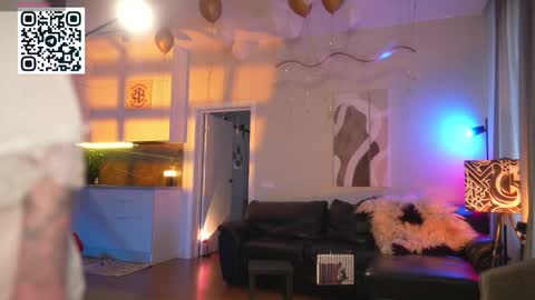 Lika ginger  Jessy blond   online show from 03-17-26, 07:01