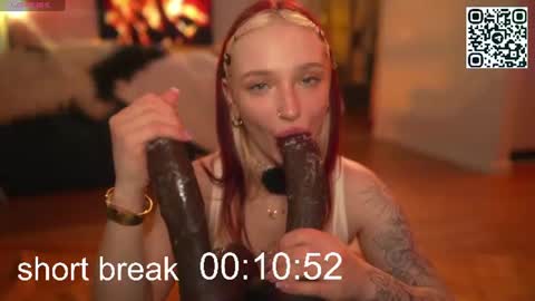 Snapshot of suk_ki chatting on 06-21-26, 07:11 Lika ginger Jessy blond online show from 06-21-26, 07:11