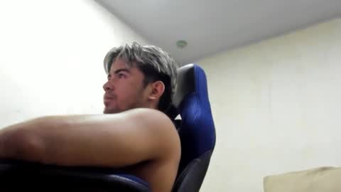 sukuna_hara online show from 11-21-25, 01:43