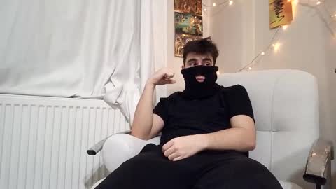 Niko online show from 12-19-25, 07:32