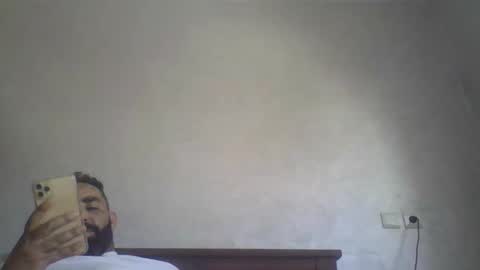 Master Sultan online show from 04-18-26, 04:22