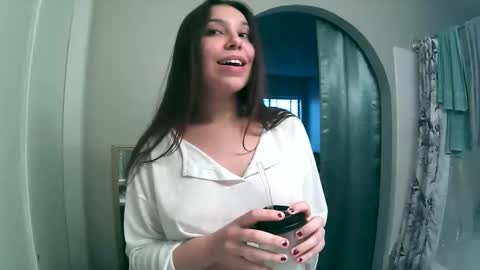 Snapshot of sultrylotus chatting on 11-05-25, 06:52 sultrylotus online show from 11-05-25, 06:52