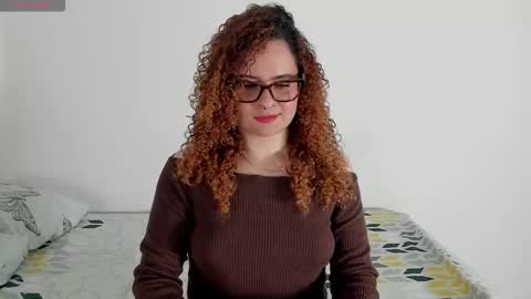 Snapshot of sultrysecrets_ chatting on 02-13-26, 08:05 Ann online show from 02-13-26, 08:05