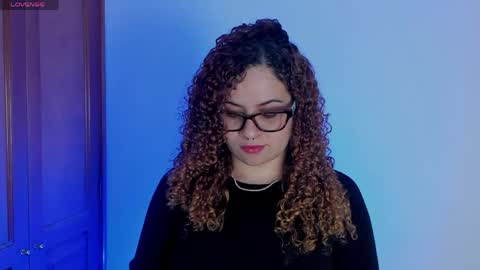 Snapshot of sultrysecrets_ chatting on 04-21-26, 07:06 Ann online show from 04-21-26, 07:06