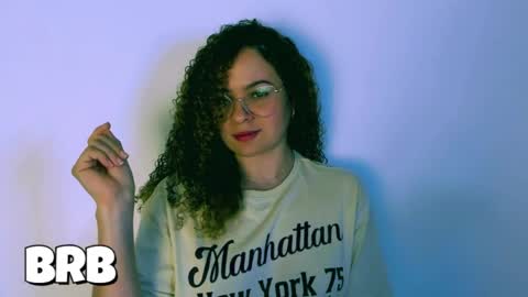 Snapshot of sultrysecrets_ chatting on 05-19-26, 06:36 Ann online show from 05-19-26, 06:36
