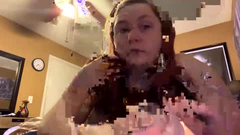 Snapshot of sum645700 chatting on 11-13-25, 01:26 sum - maybe online show from 11-13-25, 01:26