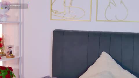 OnlyFans summer holiday online show from 06-06-26, 07:35