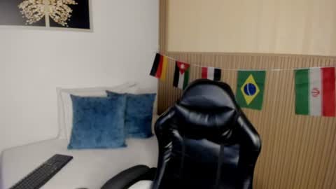 Snapshot of summer_night_ chatting on 07-06-26, 11:40 Summer online show from 07-06-26, 11:40