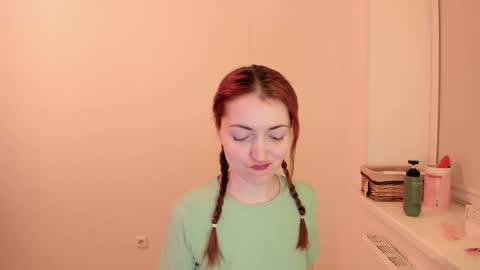 Summer Preston online show from 02-17-26, 09:32