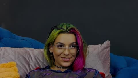 Deea online show from 01-18-25, 03:31