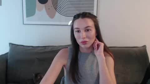 Snapshot of summer_time13 chatting on 04-14-26, 12:33 Liby online show from 04-14-26, 12:33