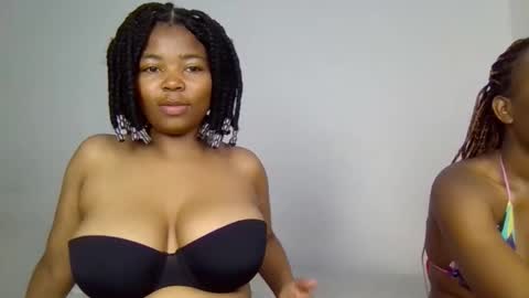 Snapshot of summer_ty chatting on 02-20-26, 01:57 summer online show from 02-20-26, 01:57