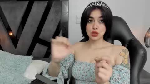 Summer online show from 02-22-25, 03:36