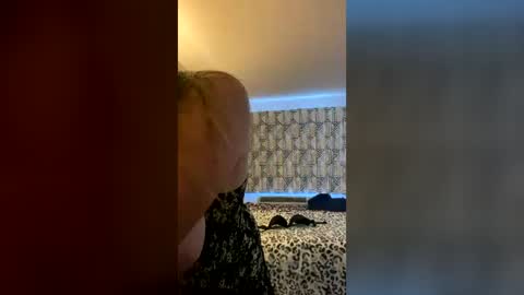 Snapshot of summerv91 chatting on 07-14-26, 02:56 summerv91 online show from 07-14-26, 02:56