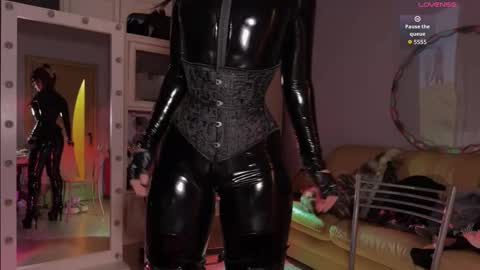 Miss Nelly online show from 02-24-26, 05:11