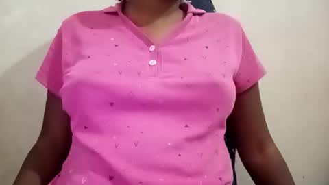 Snapshot of sunali_jain03 chatting on 02-22-26, 05:30 sunali_jain03 online show from 02-22-26, 05:30