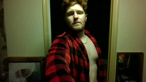 Snapshot of sunburnt43 chatting on 06-15-26, 01:41 sunburnt43 online show from 06-15-26, 01:41