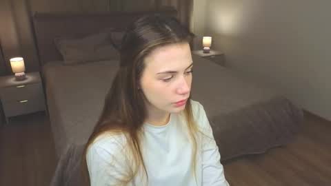 Angella online show from 01-10-26, 04:14