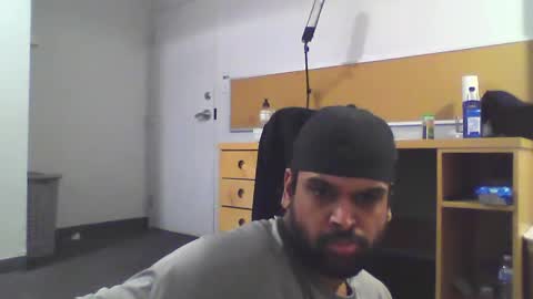 Snapshot of sundoog chatting on 02-04-25, 11:49 Sundoog online show from 02-04-25, 11:49