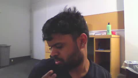 Snapshot of sundoog chatting on 11-02-25, 10:12 Sundoog online show from 11-02-25, 10:12