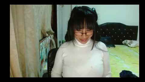 Emma online show from 01-12-25, 03:28