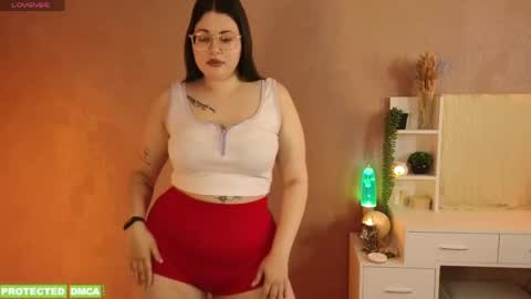 Snapshot of sunflower0907 chatting on 06-04-26, 07:58 Tina. Im topless model online show from 06-04-26, 07:58