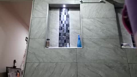 Jeraldine online show from 02-21-25, 12:49