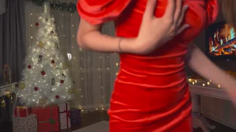 Kate online show from 12-20-24, 03:42