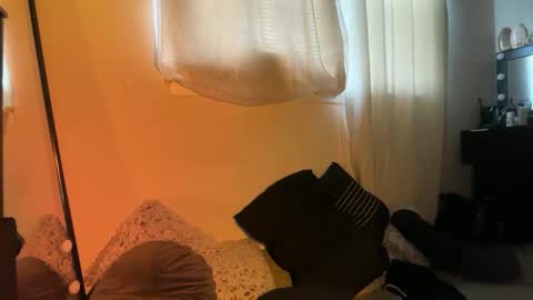 Sunni online show from 03-18-26, 03:37