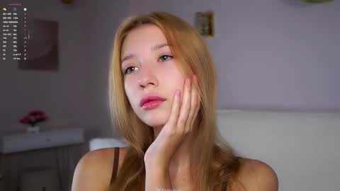 Lily online show from 11-02-25, 01:35