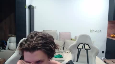 Alice and Sergey online show from 02-16-26, 06:37