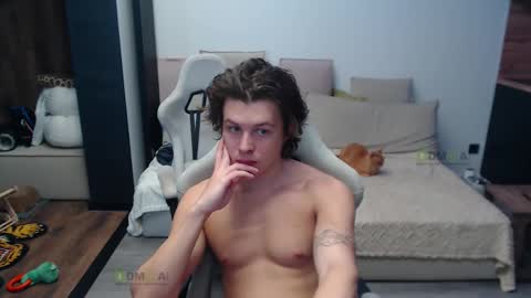 Alice and Sergey online show from 02-20-26, 06:59