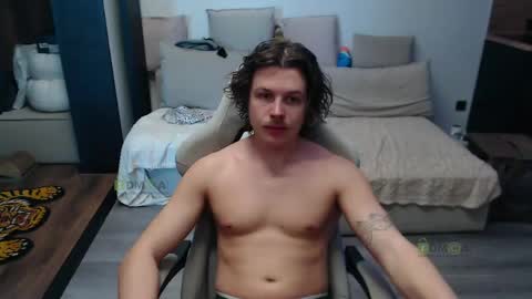 Alice and Sergey online show from 04-17-26, 10:29