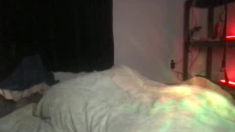 Snapshot of sunny_clementine chatting on 01-29-25, 07:46 Sunny Clementine online show from 01-29-25, 07:46