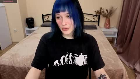 sunny_girl_x online show from 04-12-26, 06:46