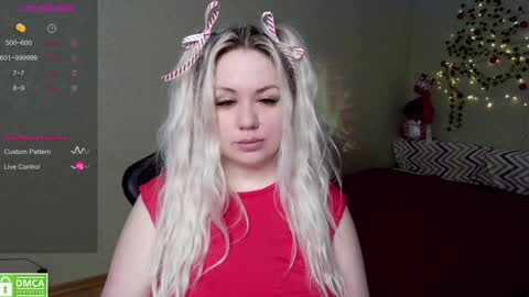 Snapshot of sunny_mood chatting on 12-25-24, 11:31 sunny mood online show from 12-25-24, 11:31