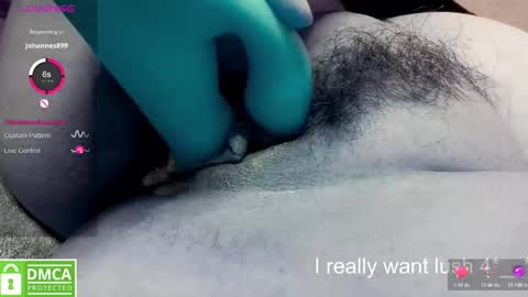 Snapshot of sunny_mood chatting on 02-19-25, 06:00 sunny mood online show from 02-19-25, 06:00