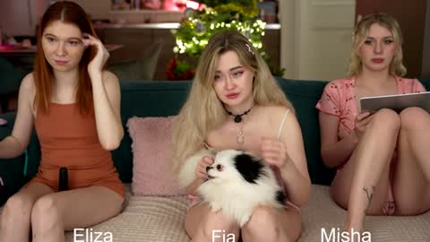 Snapshot of sunnyfia chatting on 12-16-24, 06:53 Fia - TG - Mia - Alice - online show from 12-16-24, 06:53