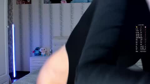 Sunny online show from 10-30-25, 03:35