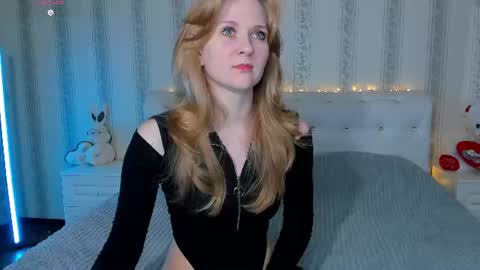 Snapshot of sunnyhuff chatting on 07-18-26, 07:06 Sunny online show from 07-18-26, 07:06