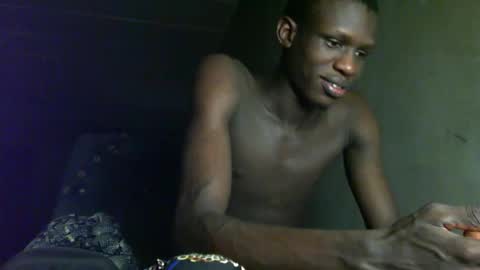 Sunnyblack2 online show from 10-03-25, 08:55