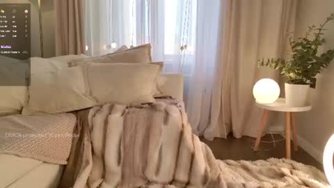 Snapshot of sunnyrisha chatting on 06-24-26, 05:17 Risha online show from 06-24-26, 05:17