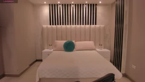 Sunny Rivers online show from 03-23-26, 04:00