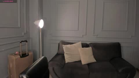 Sunny Rivers online show from 04-04-26, 05:21