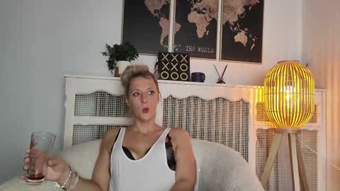 Ava online show from 12-20-24, 01:14