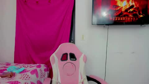 Andrea Rodriguez online show from 01-31-25, 06:25