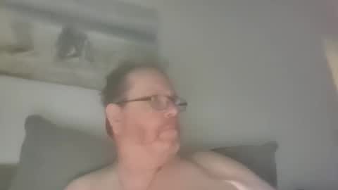 Snapshot of sunspotbaby chatting on 05-25-26, 02:17 Sunspotbaby online show from 05-25-26, 02:17