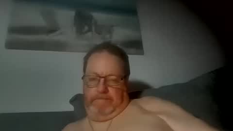 Snapshot of sunspotbaby chatting on 06-04-26, 02:06 Sunspotbaby online show from 06-04-26, 02:06