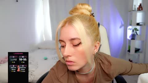 ANNApvt open full info in bio online show from 04-07-26, 12:49