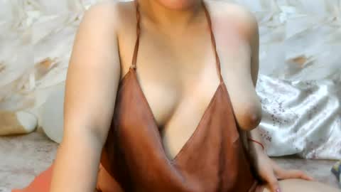 Snapshot of superb_ass25 chatting on 07-24-26, 03:43 KIMZY online show from 07-24-26, 03:43